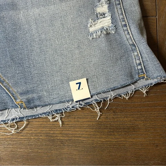 Arizona Jean Co. Women’s Denim Distressed Mini Skirt – Size 7 - Picture 3 of 5